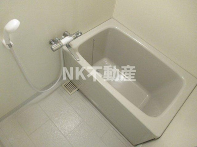 【浴室】 | ヴィルヌーブ・ソシア（吉田賃貸） | お風呂です