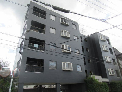 【外観】 | カサ　デ　ビエネスタール（吉田賃貸） | 落ち着いた雰囲気の外観です