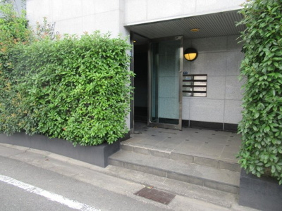 【エントランス】 | カサ　デ　ビエネスタール（吉田賃貸） | エントランスです