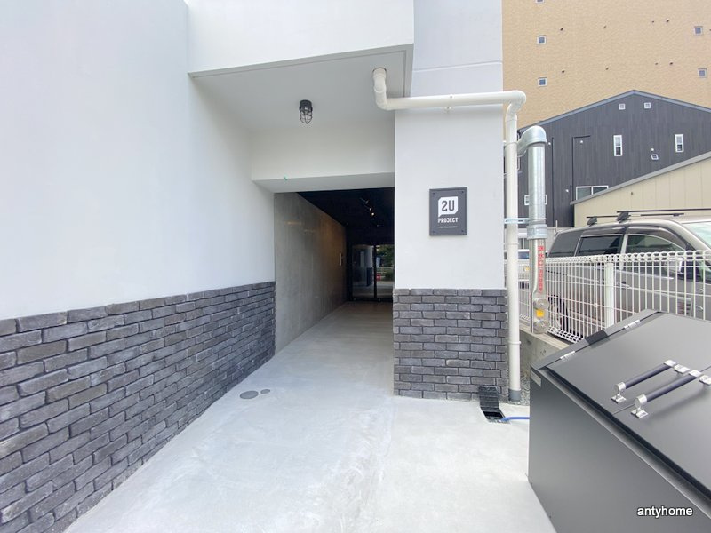 toU Miyakojima 仲介手数料無料のエントランス