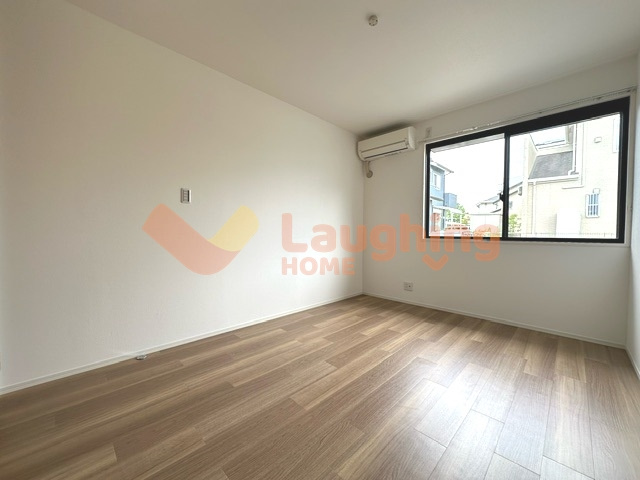 コーポアゼリアの内装|明るい色調の室内です