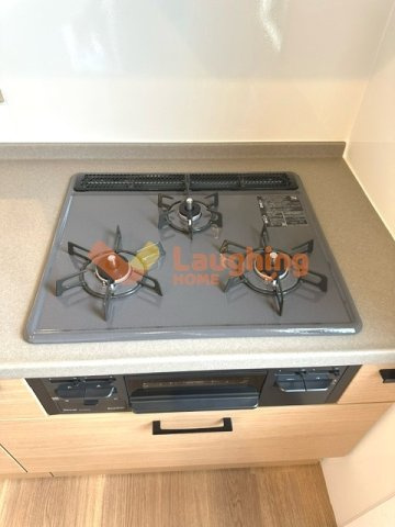 コーポアゼリアのキッチン|お料理しやすいキッチンです