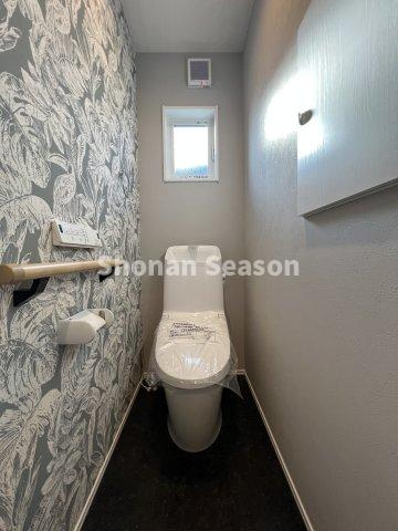 【トイレ】 | ホテルライクなラグジュアリーな雰囲気のトイレ空間◎
各階に「温水洗浄便座」が設置され、混み合う時間帯もスムーズです。