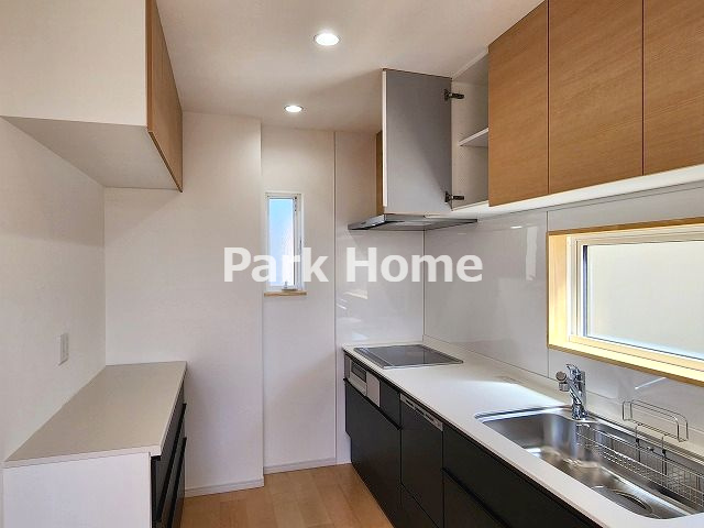 高知市薊野西町2丁目 戸建てのキッチン