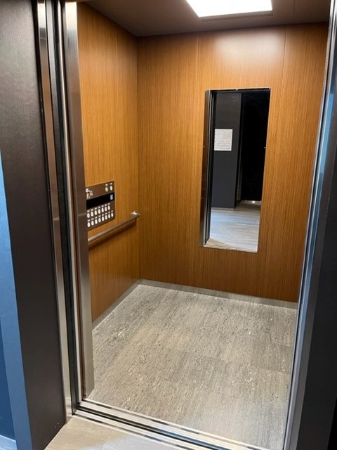 デュオヒルズ福井駅前(投資)の設備|エレベータ内