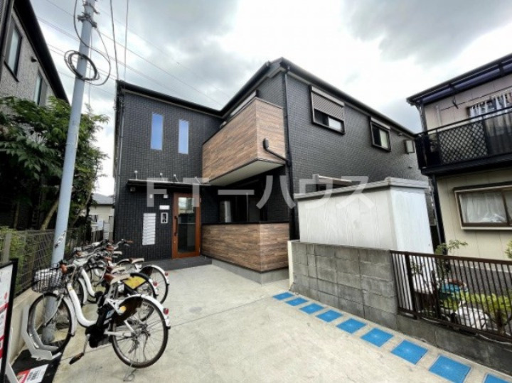 ファビュラス・エチュードの外観