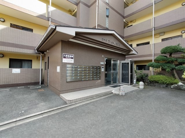 【エントランス】 | カーサフィオーレ壱番館