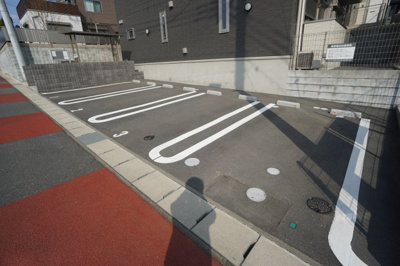 【駐車場】 | ロイヤルガーデン　クワトロ　Ⅱ棟
