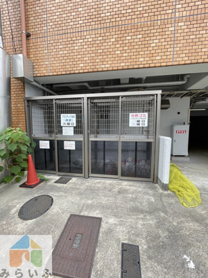 【エントランス】 | ランドハウスチクサステーション