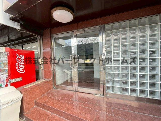 サンライズ枚方のロビー|落ち着いたロビーです