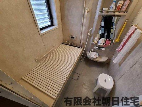 【浴室】 | 東忌部町中古戸建 | 落ち着いた空間のお風呂です