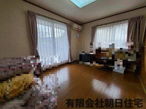 【洋室】 | 東忌部町中古戸建 | 明るい洋室です