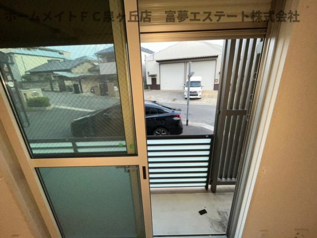Regolith（レゴリス）の展望|雨戸シャッター付き