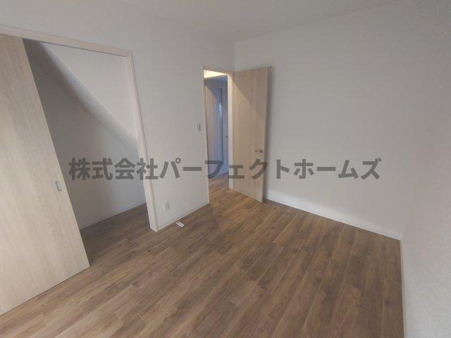 池田新町戸建て　賃貸の洋室|広々とした洋室です