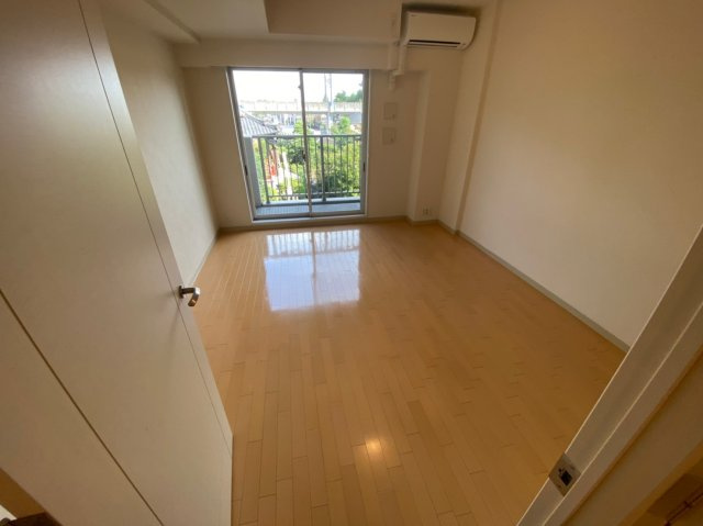 パークアクシス西船橋の居間・リビング