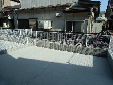 船橋市田喜野井７丁目のアパートの駐車場