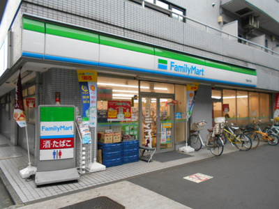 ファミリーマート下高井戸店まで240ｍ