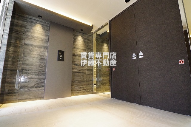 S-RESIDENCE庄内通のエントランス