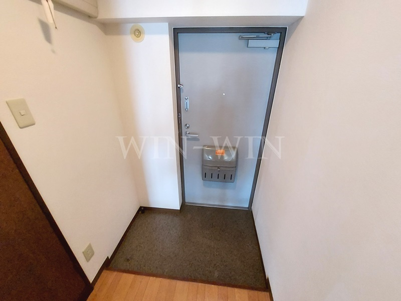 杉浦マンションの玄関