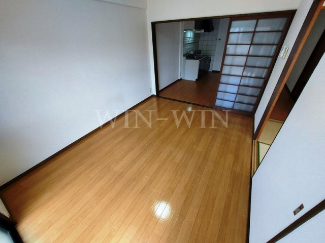 杉浦マンションの寝室