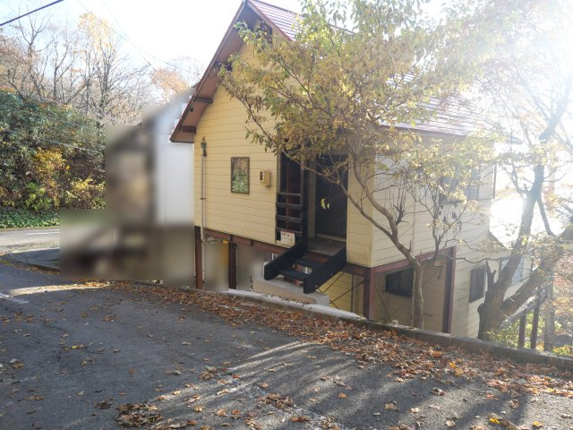 ニューパークひるが野①木造2階建の外観