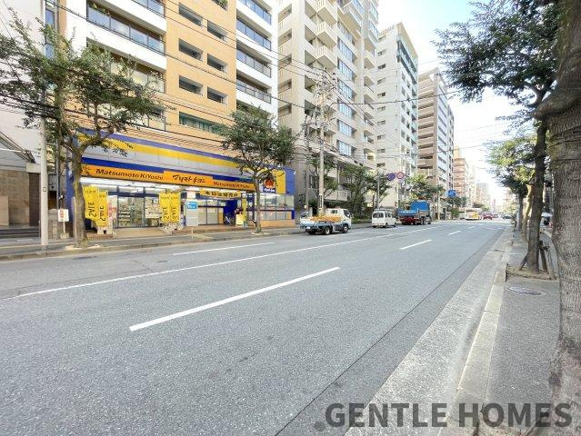 サンライフ六本松の周辺