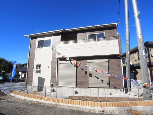 新築　高崎市寺尾町2期　Blooming　Garden　2号棟の外観|現地写真　2023年12月完成しました！ご内覧等、お気軽にお問合せください♪　
