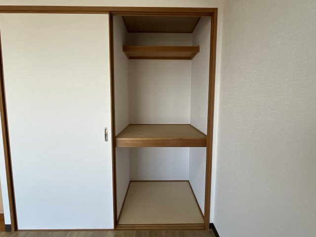 ハッピーエイジ土山の収納