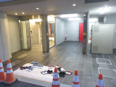 【エントランス】 | レジデンスセゾン子安 | ゆとりのあるエントランスです！