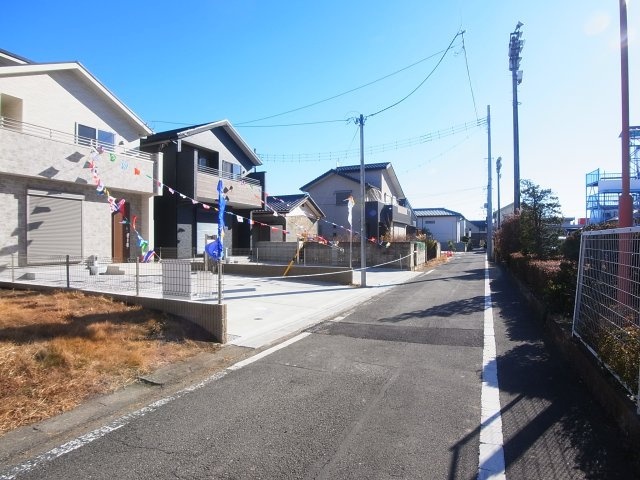 新築　高崎市八千代町1丁目全2棟　Blooming　Garden　1号棟の前面道路含む現地写真|現地写真　南側接道幅員約4.1ｍ