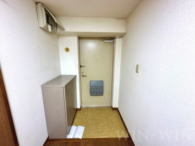 プランドール THREEの玄関