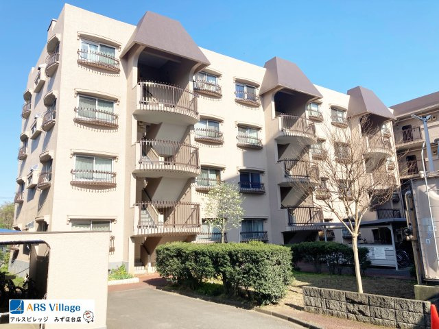 キャッスルメジェール鶴瀬