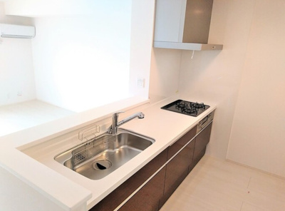 【キッチン】 | ファミーユ深井