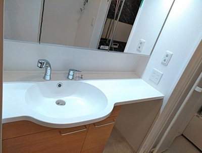 【洗面所】 | ファミーユ深井