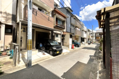 【前面道路含む現地写真】 | 中京区壬生神明町　中古戸建 | 《イオンモール京都五条》が車で約5分にあります！