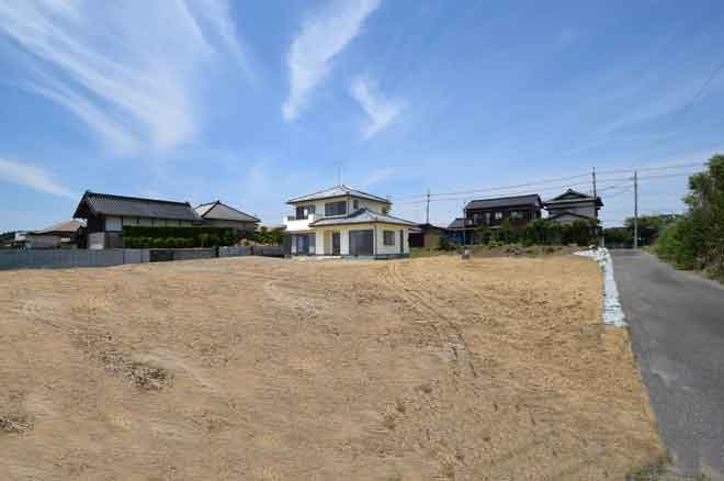 山武市松尾町八田　中古戸建の庭|一条工務店施工 敷地約388坪 ５SLDK 食洗器付き 内外装リフォーム済み令和5年2月 