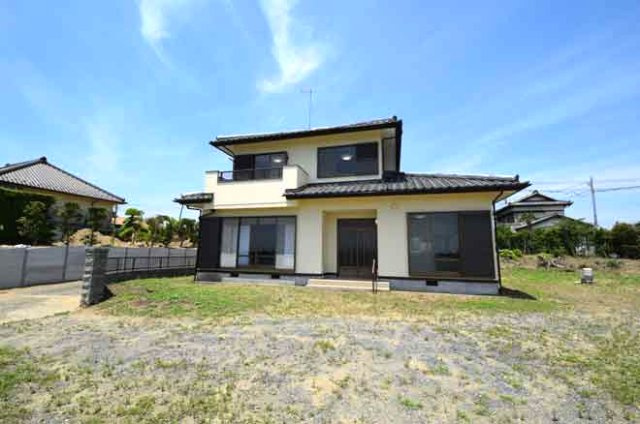 山武市松尾町八田　中古戸建の外観|一条工務店施工 敷地約388坪 ５SLDK 食洗器付き 内外装リフォーム済み令和5年2月 