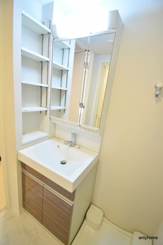 BPRレジデンス江坂　仲介手数料無料の洗面所