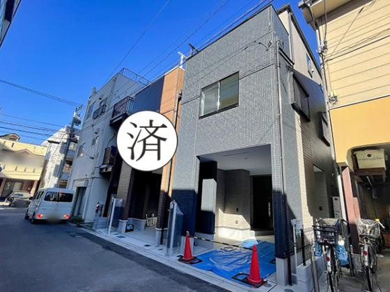 新築戸建（川崎市幸区塚越2丁目）の前面道路含む現地写真