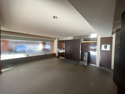 【エントランス】 | クレッセント横浜岸谷台 | エントランス部分です。