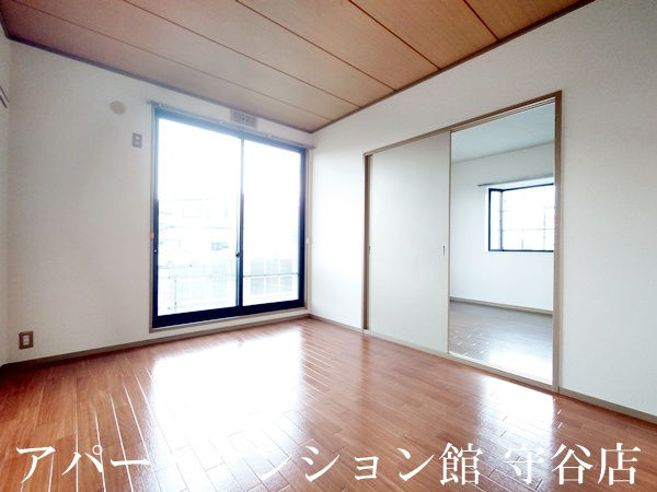 クレール絹の台Eの洋室