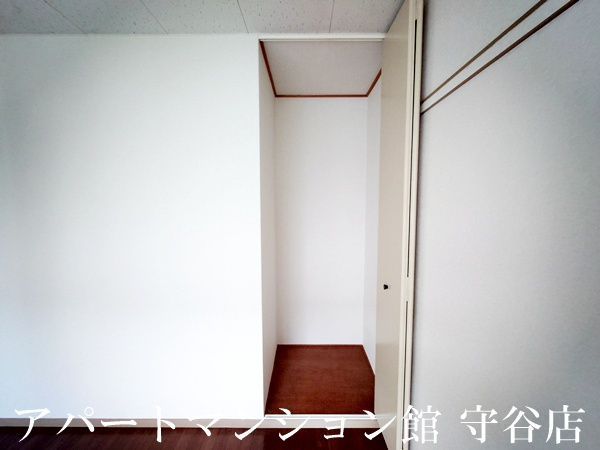 クレール絹の台Eの収納