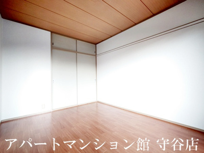 【洋室】 | クレール絹の台E
