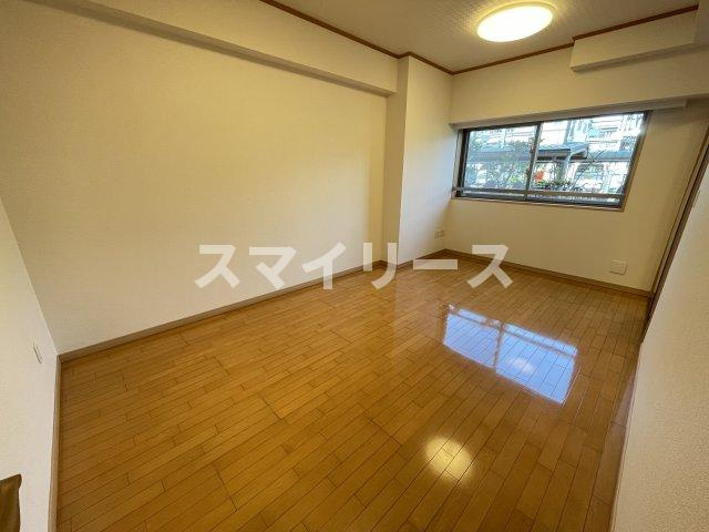 T's garden北柏2号棟の洋室