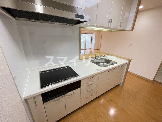 T's garden北柏2号棟のキッチン
