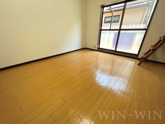 ベノワコート A棟の寝室|イメージ（同建物内別部屋の写真です）