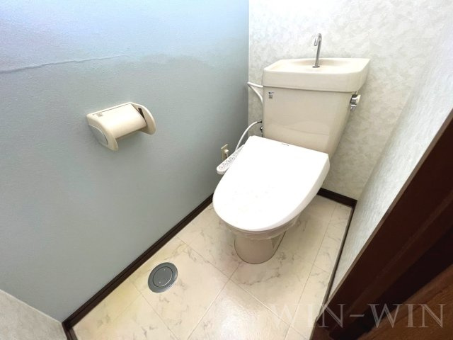 ベノワコート A棟のトイレ|イメージ（同建物内別部屋の写真です）