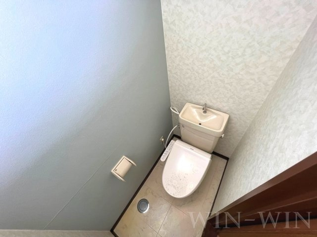 ベノワコート A棟のトイレ|イメージ（同建物内別部屋の写真です）