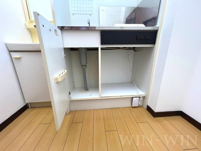 ベノワコート A棟の収納|イメージ（同建物内別部屋の写真です）