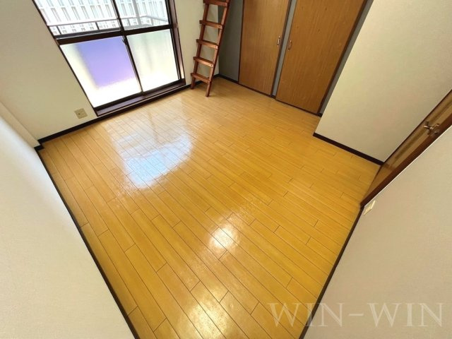 ベノワコート A棟の居間・リビング|イメージ（同建物内別部屋の写真です）